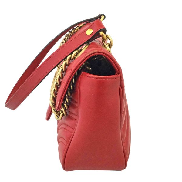 imgrc0083623878 GUCCI Chain Shoulder Bag Leather Crossbody Bag Red