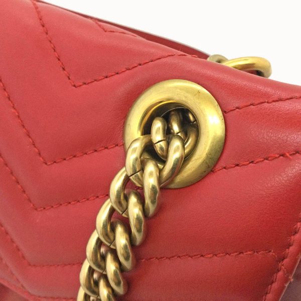 imgrc0083623882 GUCCI Chain Shoulder Bag Leather Crossbody Bag Red