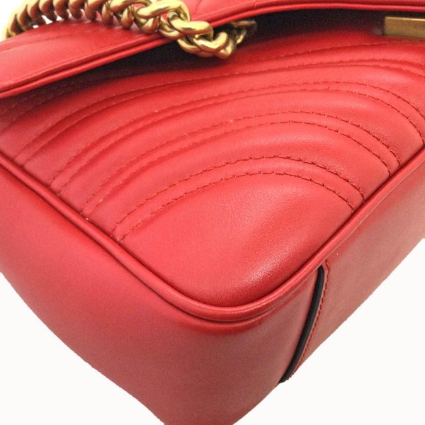 imgrc0083623883 GUCCI Chain Shoulder Bag Leather Crossbody Bag Red