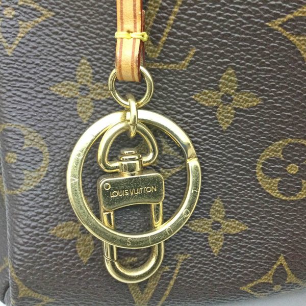 imgrc0083660635 Louis Vuitton Artsy MM Monogram One Shoulder Bag Large Brown
