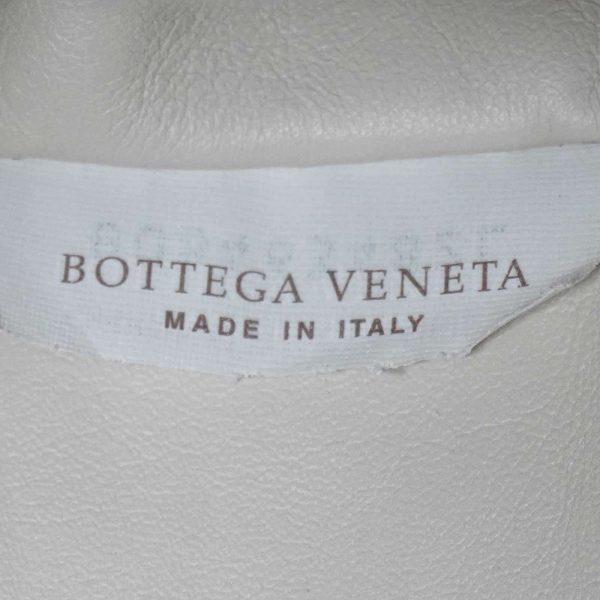 imgrc0085157530 Bottega Veneta The Pouch Classic Clutch Bag Leather Bag Plaster