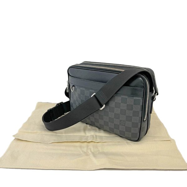 imgrc0086153730 Louis Vuitton Trocadero Messenger Damier Graphite Crossbody Bag RFID Casual Black Grey