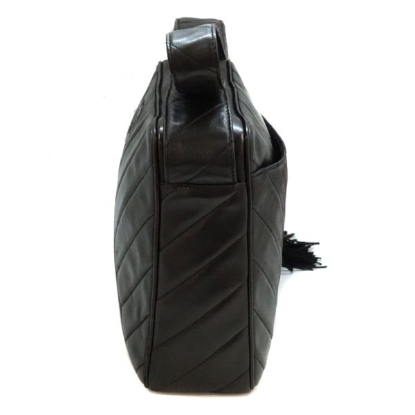 imgrc0087345493 Chanel Fringed chain shoulder bag leather Shoulder Bag Black