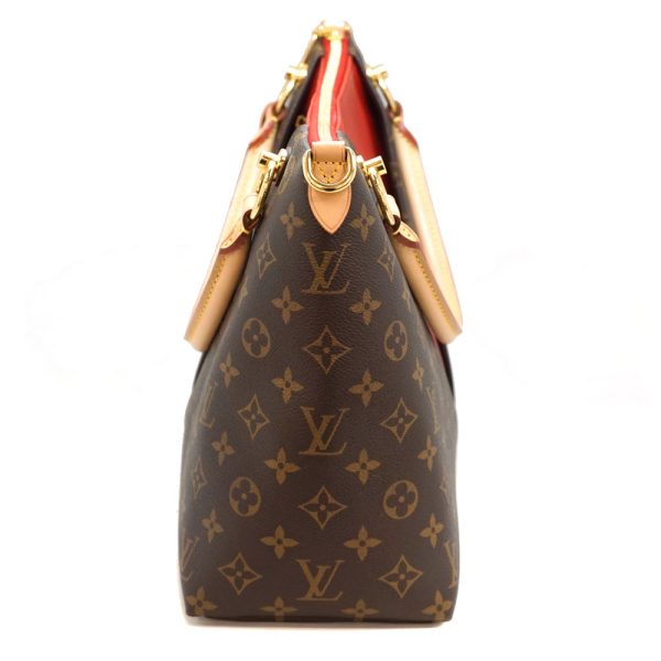 imgrc0092724136 Louis Vuitton V Tote MM Monogram Brown