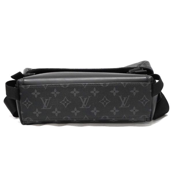 imgrc0094216016 Louis Vuitton Messenger Voyage PM Eclips Shoulder Bag Black