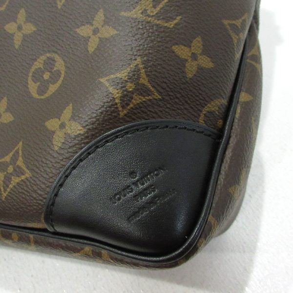 imgrc0096099044 Louis Vuitton Odeon NM MM Monogram Canvas Shoulder Bag Brown