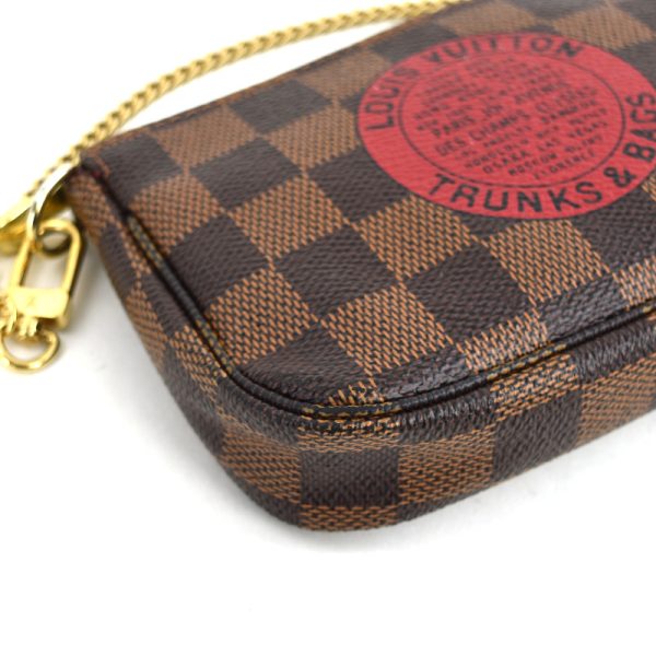 imgrc0097952650 Louis Vuitton Mini Pochette Bag Pouch Chain Damier Ebene