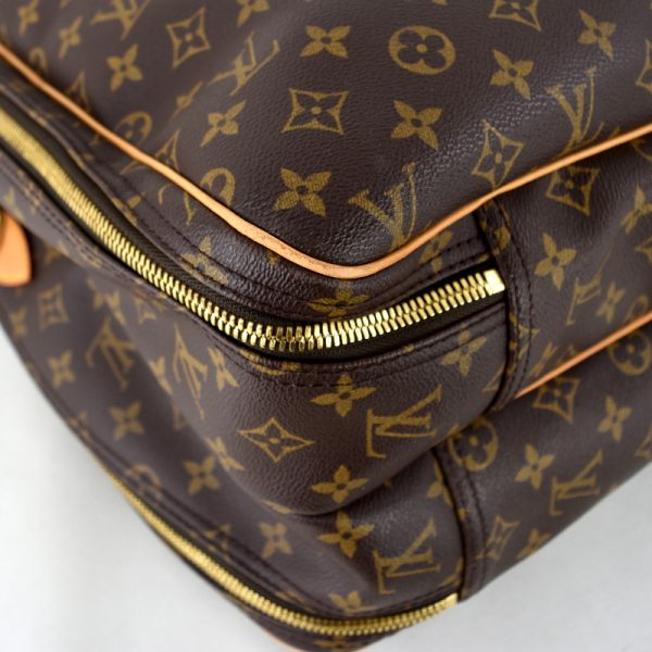 imgrc0098284989 Louis Vuitton Alize de Poche Monogram Travel Bag