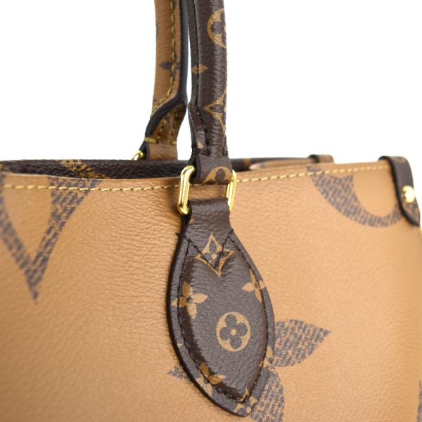 imgrc0098316013 Louis Vuitton On the Go MM Giant Monogram 2way Reverse Tote Bag