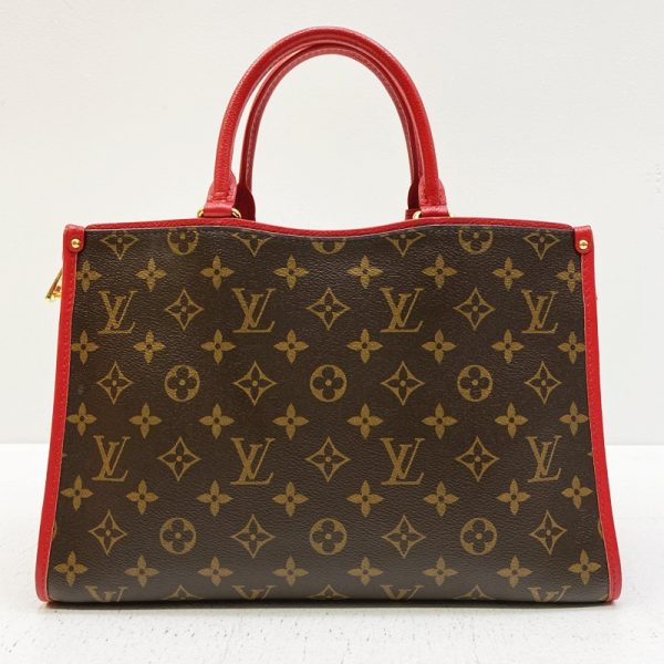 imgrc0099219349 Louis Vuitton Popincourt PM Monogram Canvas Shoulder Bag Brown