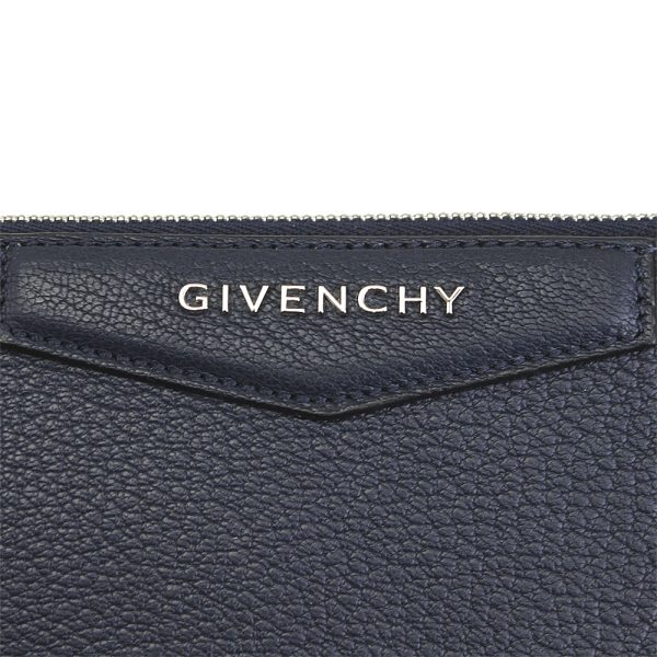 imgrc0113154679 Givenchy Antigona Crossbody Pouch Leather Bleu Nuit Navy Blue