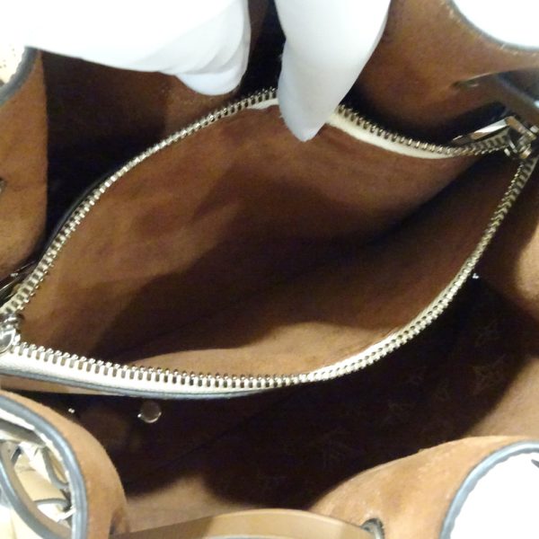s2402 06 501132ti 02 Louis Vuitton Muria Mahina Leather 2way Handbag Shoulder Bag Creme