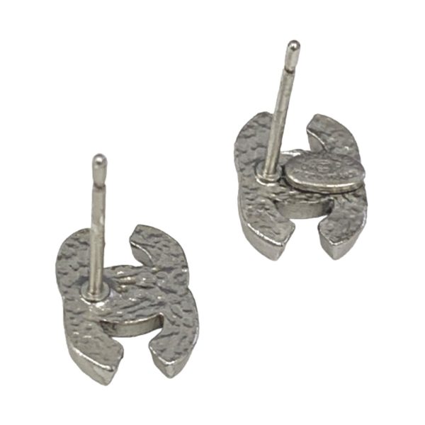 tdc 001015 4c 4 CHANEL Black Coco Mark Earrings Silver