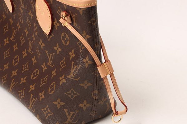 003775691 6 Louis Vuitton Monogram Pochette Metis MM Bag