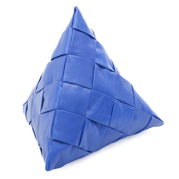 005219179 3 Bottega Veneta Maxi Pyramid Pouch Bag Cobalt