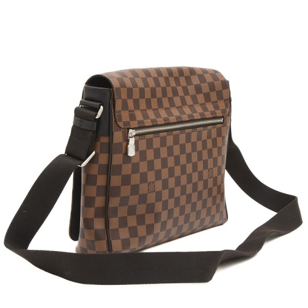 005248926 2 Louis Vuitton Damier District MM NM Shoulder Bag