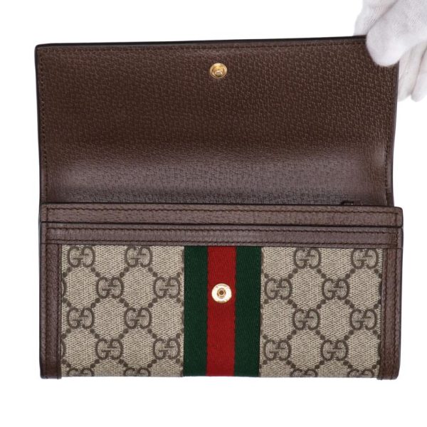 00813 6 Gucci Continental Wallet GG Supreme