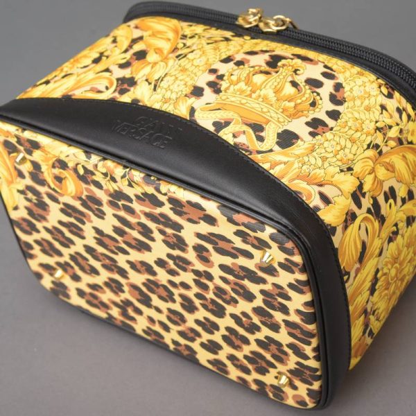 040207 16 4 Versace Vanity Bag Makeup Pouch Leopard Print Yellow Black