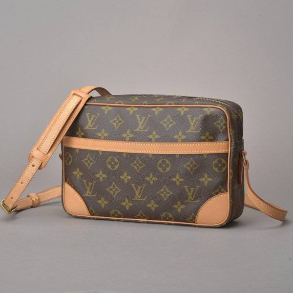 050927 205 1 Louis Vuitton Trocadero Shoulder Bag Monogram