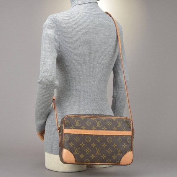 050927 205 4 Louis Vuitton Trocadero Shoulder Bag Monogram