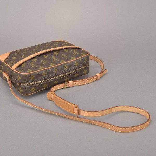 050927 205 5 Louis Vuitton Trocadero Shoulder Bag Monogram