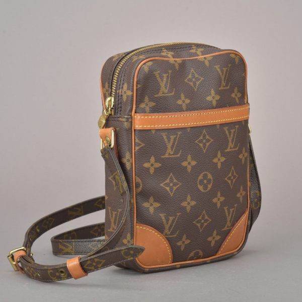 051018 33 2 Louis Vuitton Danube Shoulder Bag Canvas Brown