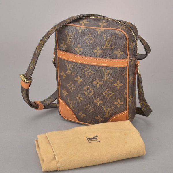 051018 33 4 Louis Vuitton Danube Shoulder Bag Canvas Brown