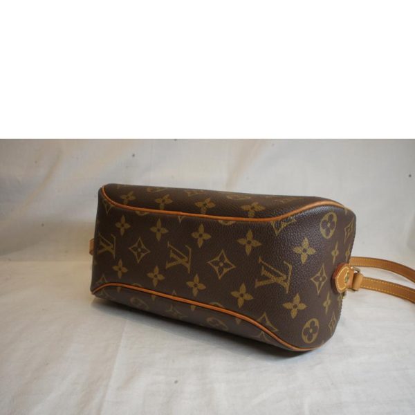 07634 3 Louis Vuitton Blowis Monogram