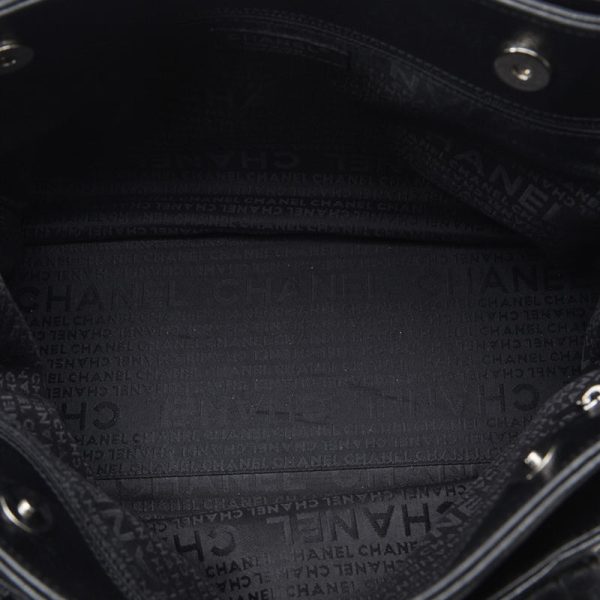 1 0132742 5 Chanel Executive Tote Caviar Skin Black