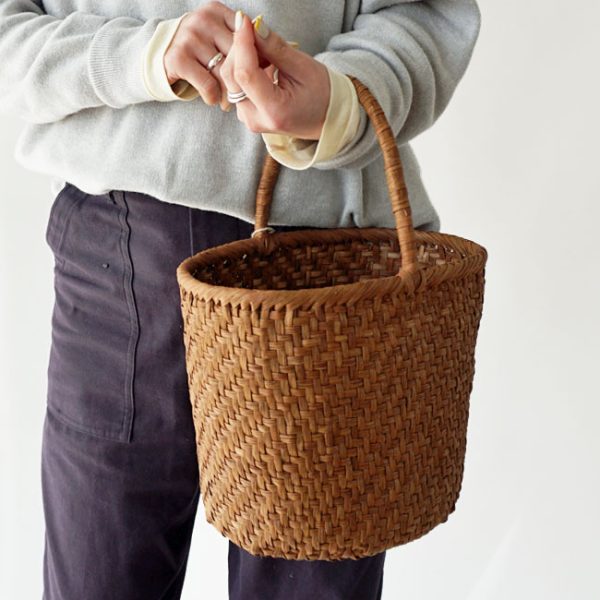 1 Kagoya Wild Grape Basket Bag Brown