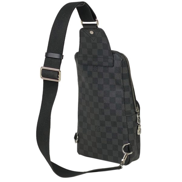 1000062122626 12 Louis Vuitton Avenue Sling Waist Body Bag Black