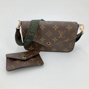 12 Louis Vuitton Eclipse Saumur Messenger Shoulder Bag Black