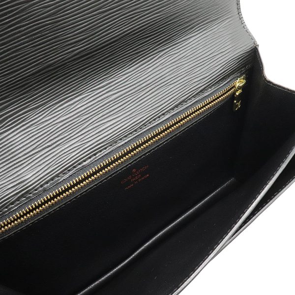 12260164 5 LOUIS VUITTON Epi Pochette Serie Dragonne Clutch Bag Black