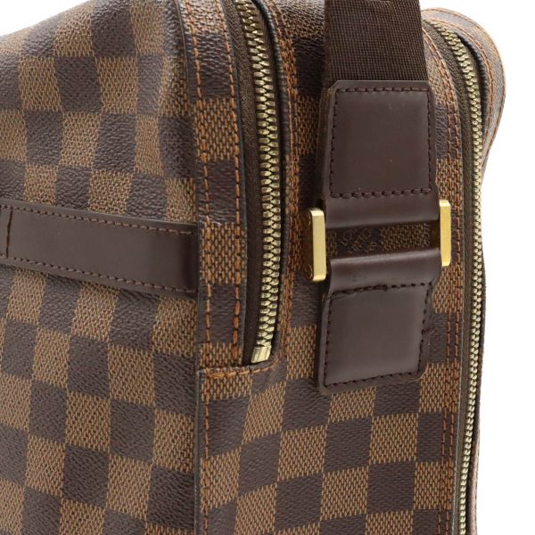 12320787 8 LOUIS VUITTON Dorsoduro Shoulder Bag Damier