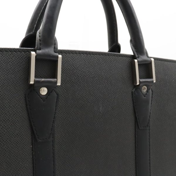 12360756 7 LOUIS VUITTON Taiga Porte Document Rosin Briefcase Black