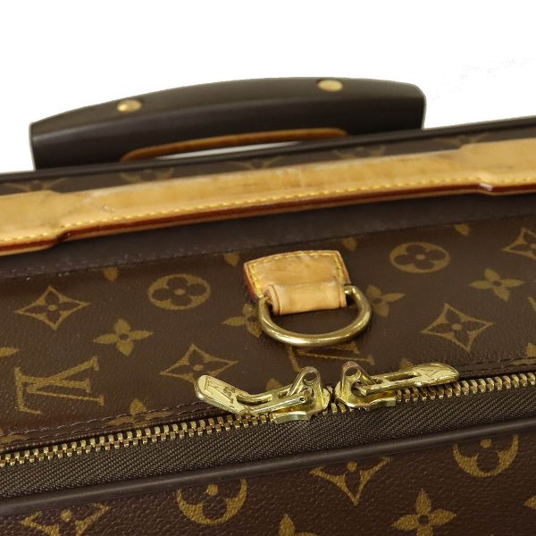 12361068 7 LOUIS VUITTON Pegas 70 Suitcase Monogram