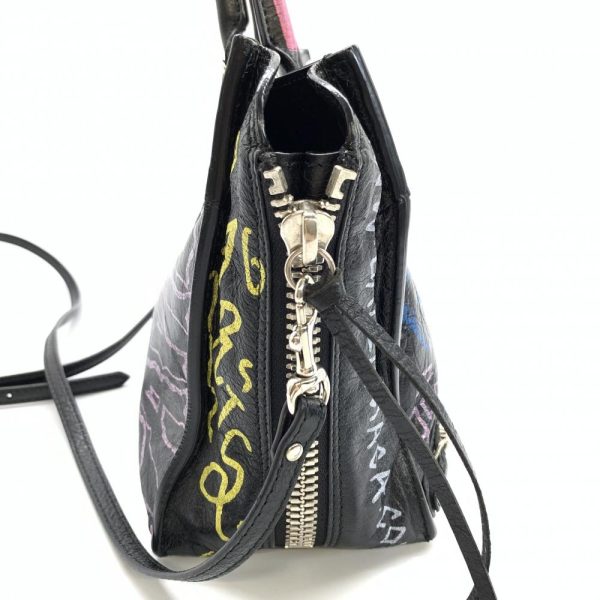 1240001033029 13 Balenciaga Paper A6 Zip Around Graffiti 2Way Bag Leather Black