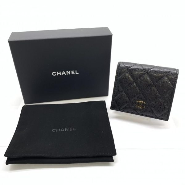 1240001037062 10 Chanel Timeless Classic Matelasse Caviar Skin Bifold Wallet Black