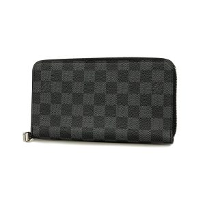 1240001037414 1 Louis Vuitton Monogram Shadow Discovery Bum Bag