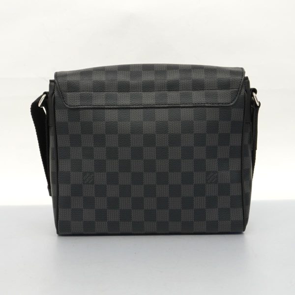 1240001038156 12 Louis Vuitton Shoulder Bag District PM Black Gray