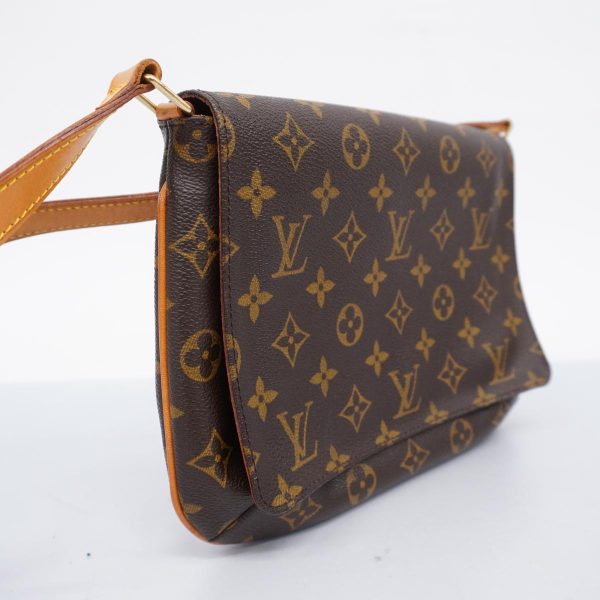 1240001038602 2 Louis Vuitton Shoulder Bag Tango Short Strap Brown