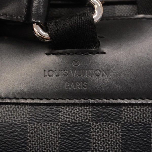 1240001038898 17 Louis Vuitton Rucksack Graphite Josh Black Gray