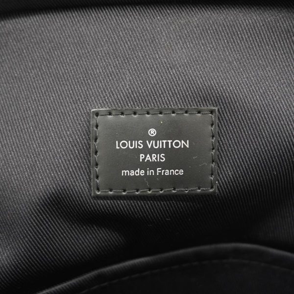 1240001039028 5 Louis Vuitton Body Damier Avenue Sling Bag Black