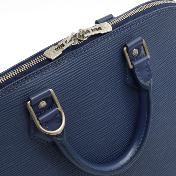 12400469 6 LOUIS VUITTON Alma handbag Myrtille Blue