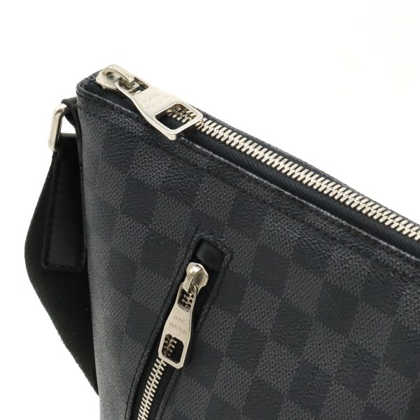 12420570 6 LOUIS VUITTON Mick PM Messenger Bag Damier Graphite