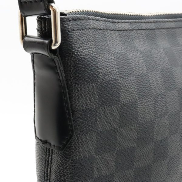 12420570 7 LOUIS VUITTON Mick PM Messenger Bag Damier Graphite