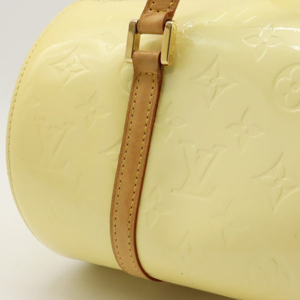 12440987 8 Louis Vuitton Vernis Bedford Handbag Perle Cream