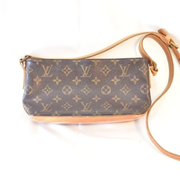 1490 13 Louis Vuitton Monogram Trotter Shoulder Bag Brown