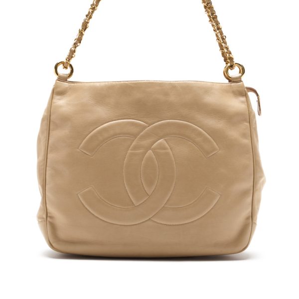 1noqyw6zpgy5v 1 Chanel Matelasse Coco Mark Circle Charm Chain Shoulder Lambskin Beige Gold