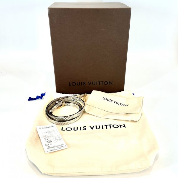 2000007246900592 13 Louis Vuitton Capucines Mini Handbag Silver